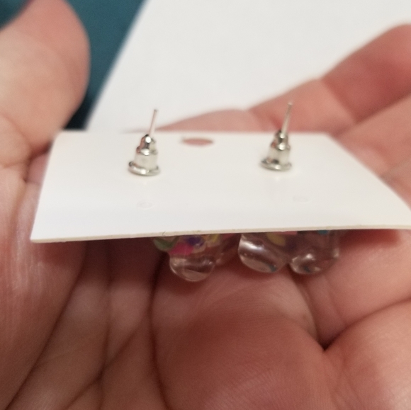 Sprinkle Bear Earrings - Picture 3 of 3